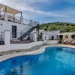 Couette-café Valle De Oro 4*