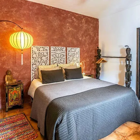 Valle De Oro Bed and breakfast