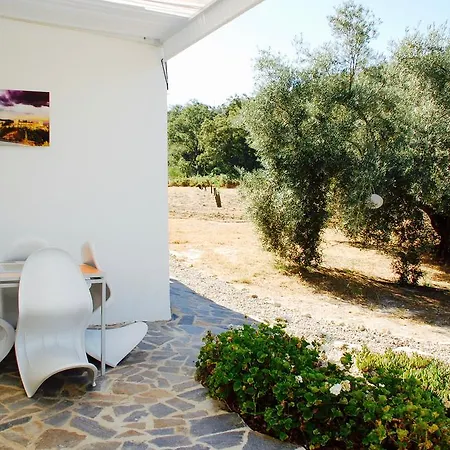 Valle De Oro Bed and breakfast *