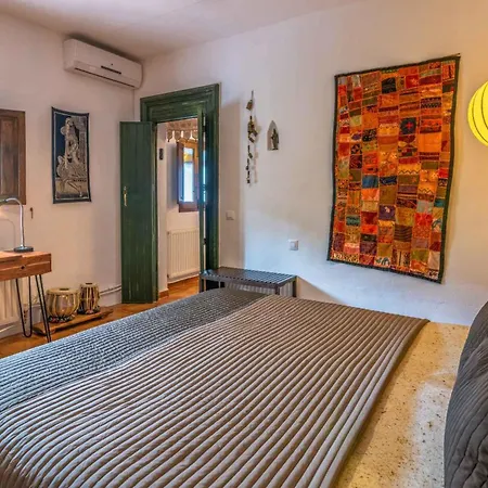 Casa Valle De Oro Bed & Breakfast